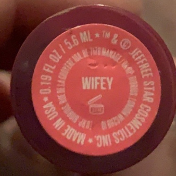 *bunny🤎 JSC liquid lip in wifey - Picture 2 of 2